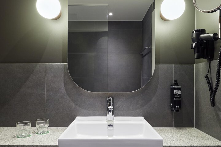 Clean Restrooms