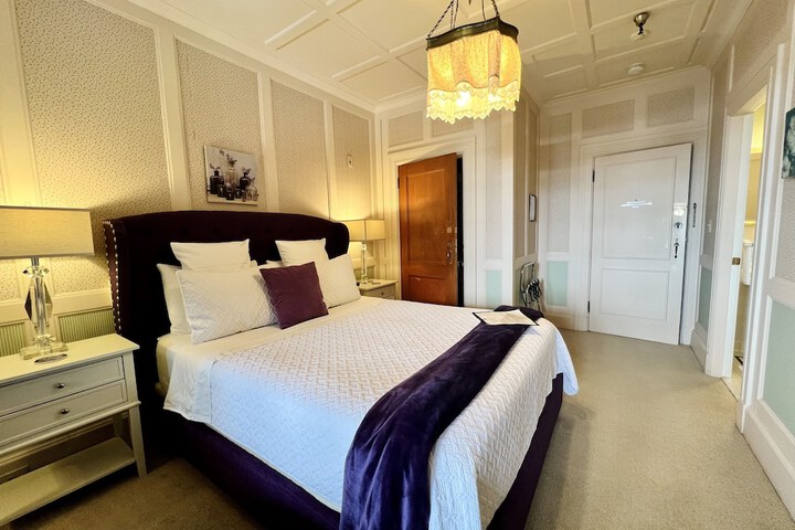 Room 26 of 68