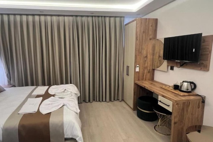Room 14 of 23