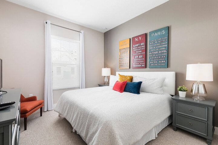 Room 2 of 30