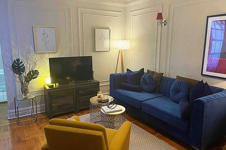 Room 2 of 22
