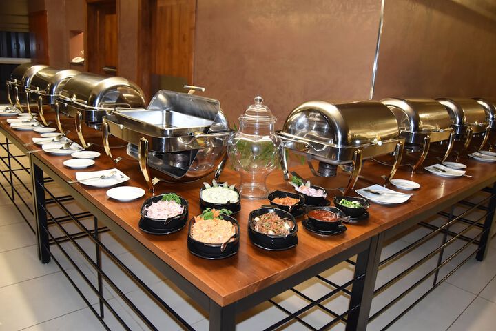 Dining 120 of 210