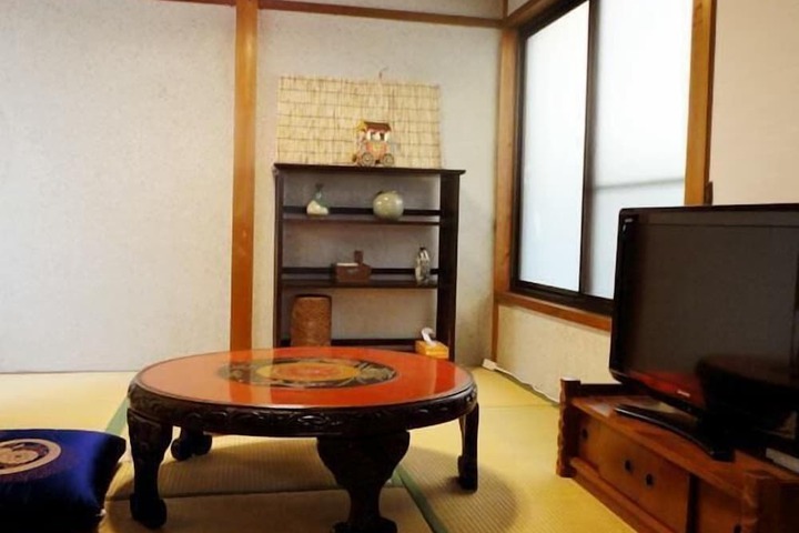 Room 9 of 23