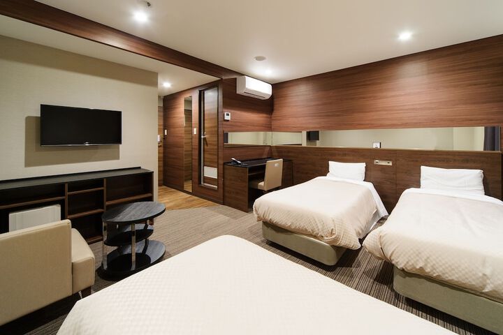 Suite Room