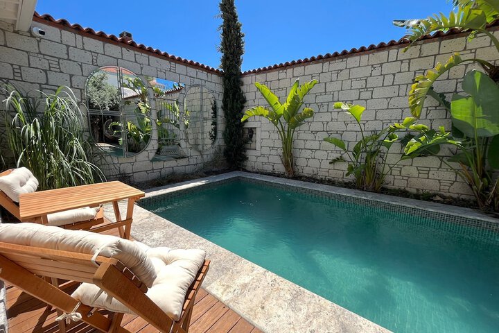 Pool 36 of 46