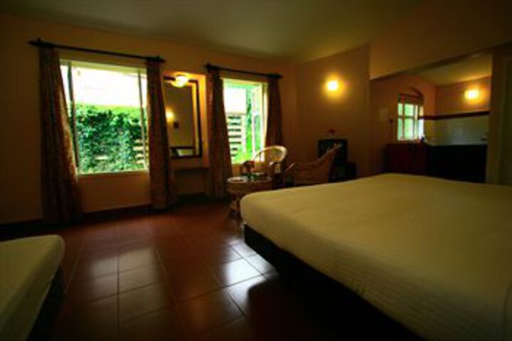 Room 28 of 53