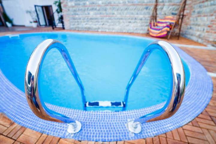 Pool 24 of 57