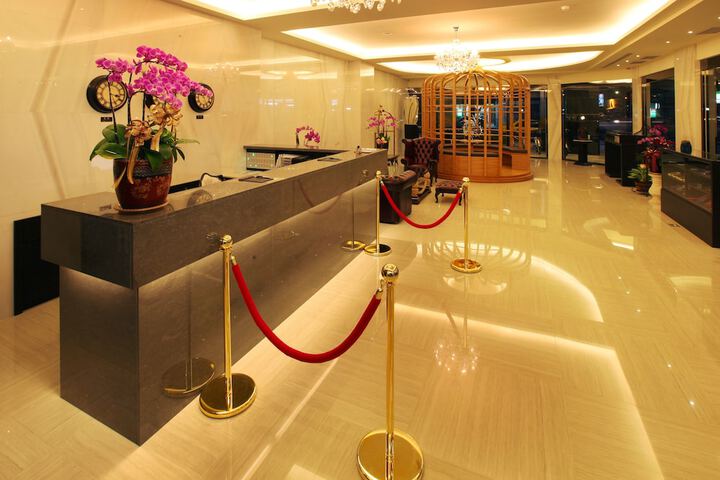 Hotel Interior 4 of 62