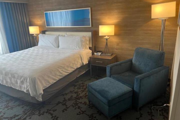 2 Queen Beds (1 of 4)
