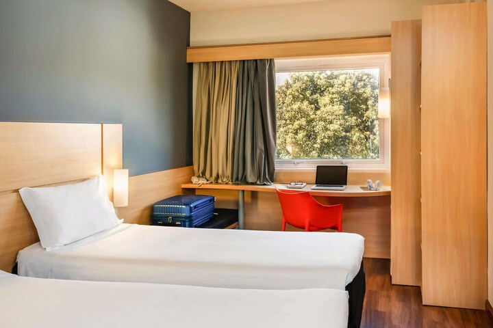 Hotel 46 of 47