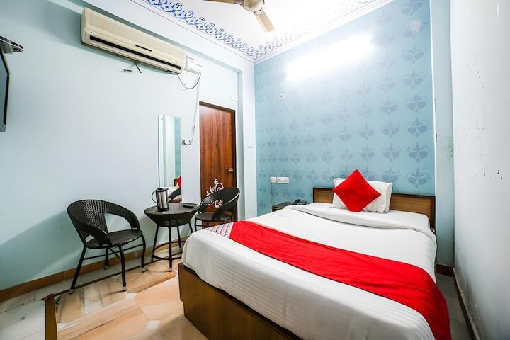Hotel White Palace