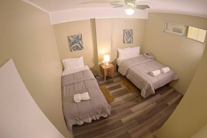 Room 53 of 214
