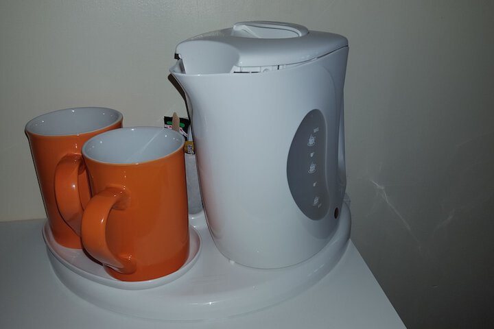 Breakfast/Coffee Service 19 of 47
