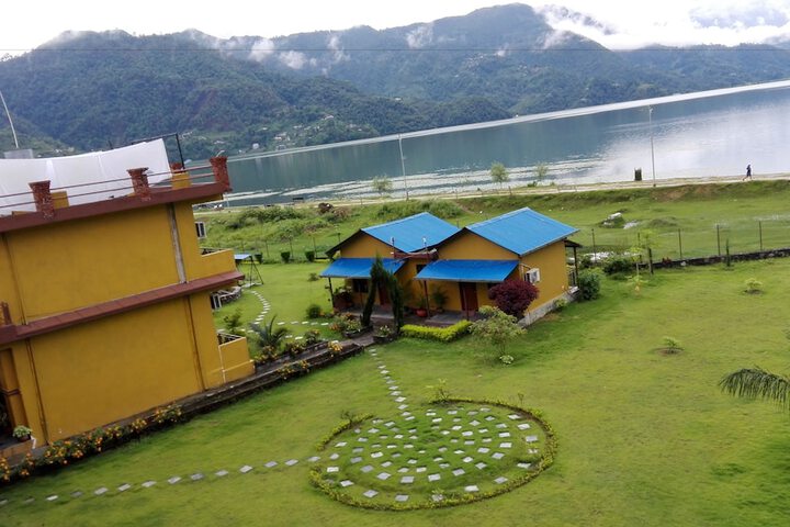 Hotel Lakefront