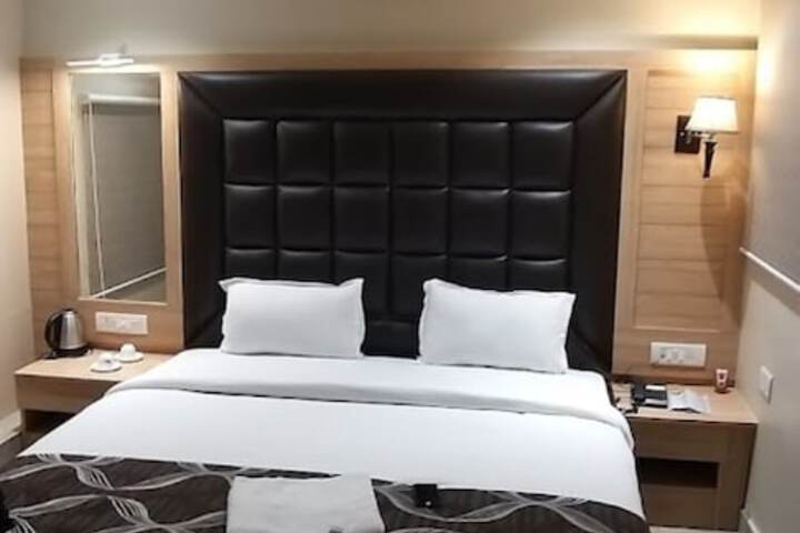 Room 2 of 14