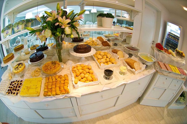 Dining Photos