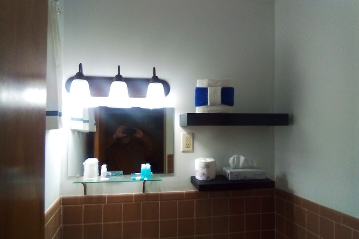 Room 28 of 45
