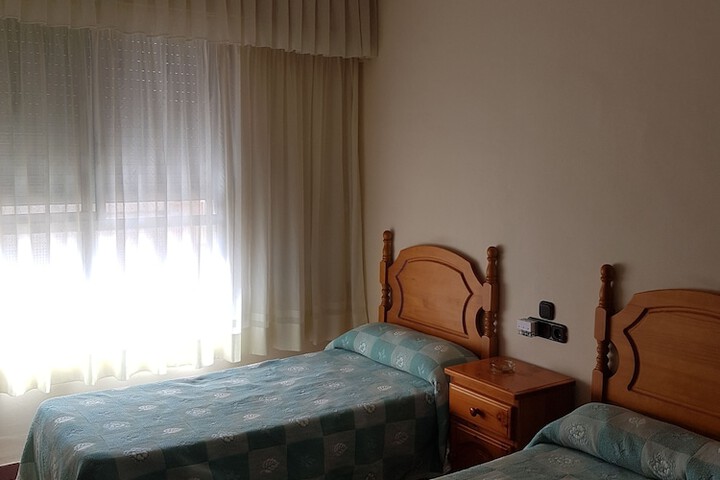Room 3 of 14