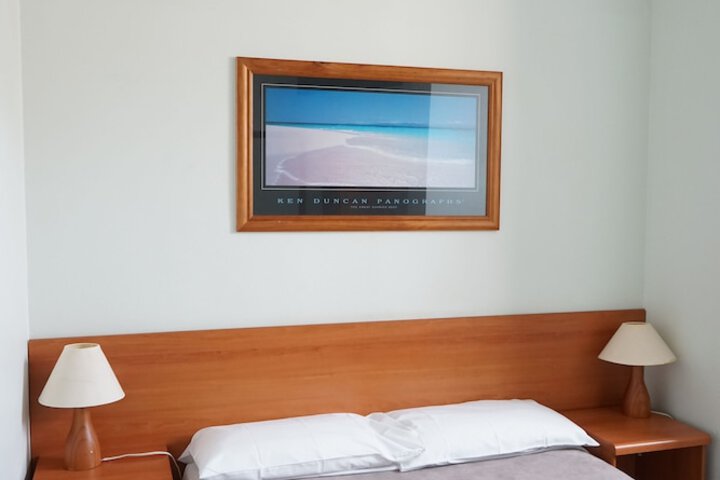 Room 12 of 47