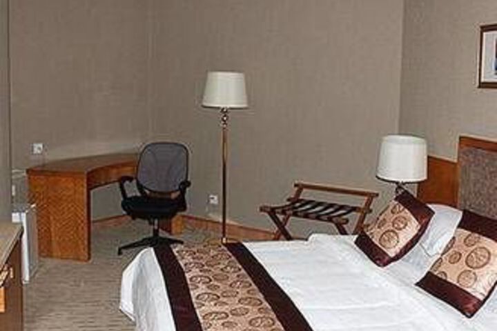Room 58 of 75