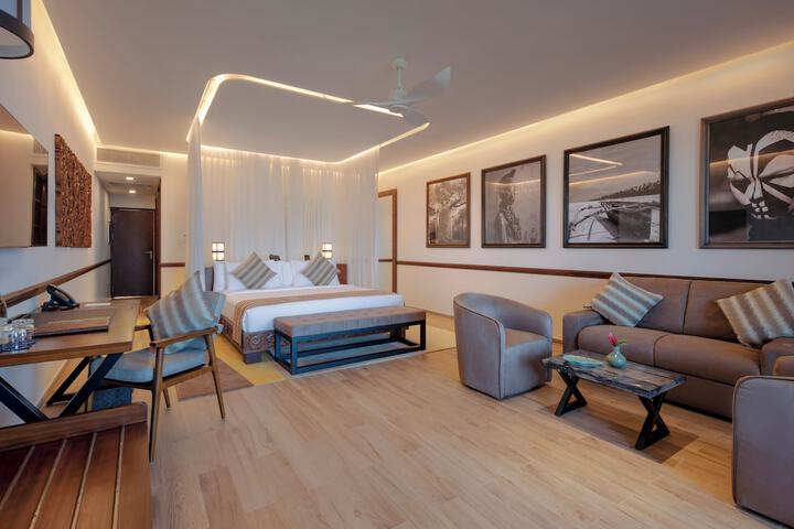Room 30 of 186