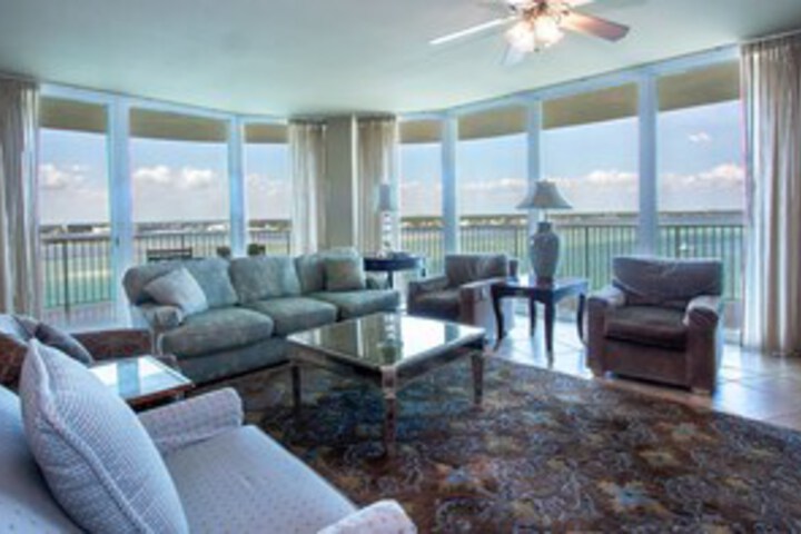 Beach Haven With Wraparound View - Unit Crc0907