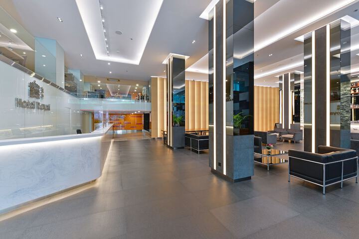 Hotel Lobby