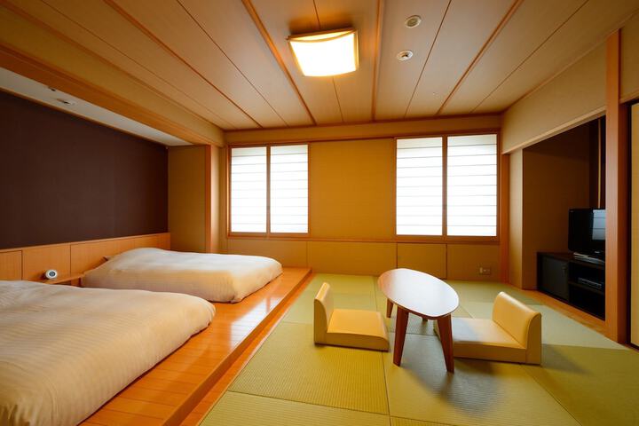 Room 16 of 78