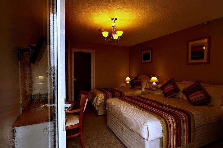 Room 26 of 46