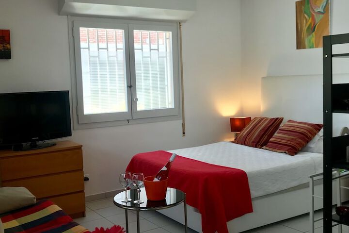 Room 18 of 53