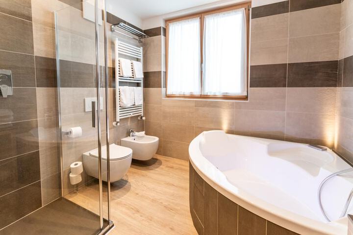 Room 45 of 65