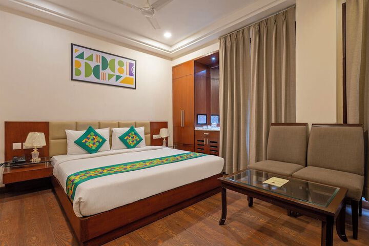 Room 14 of 42