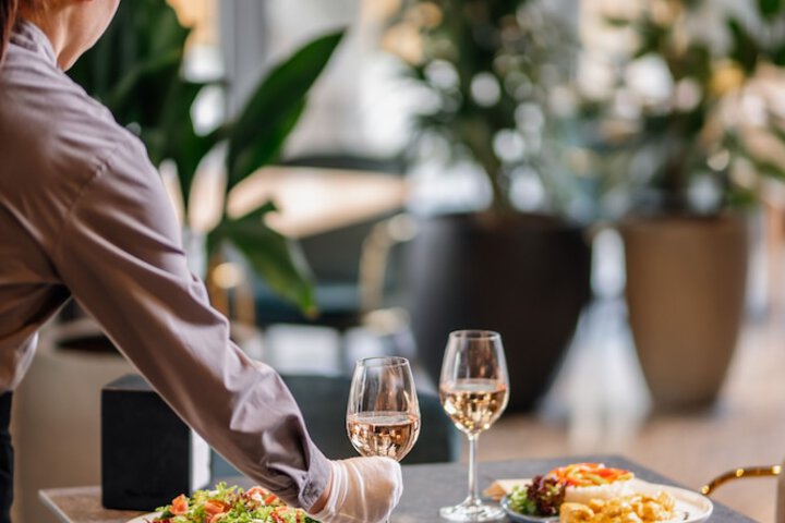 Dining 49 of 75
