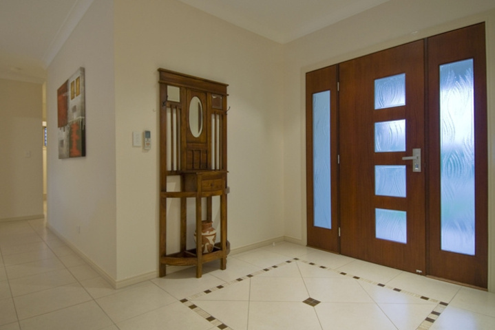 Room 8 of 17