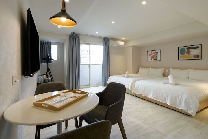 Room 27 of 49