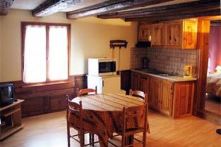 Room 16 of 26
