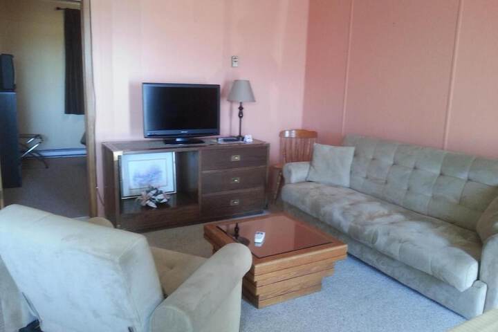Room 9 of 18