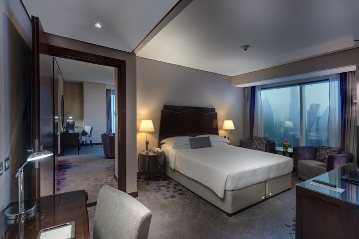 Room 44 of 103