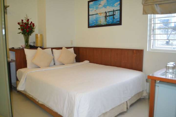 Room 16 of 53