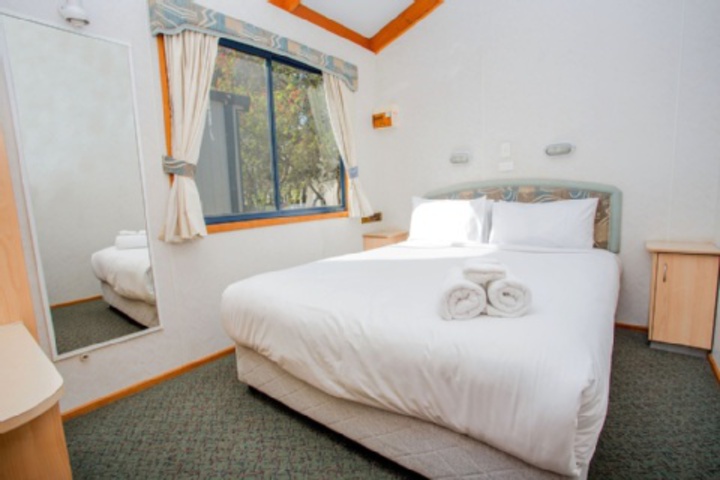 Room 587 of 611