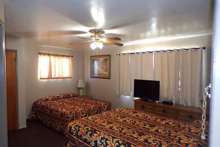 Room 42 of 101