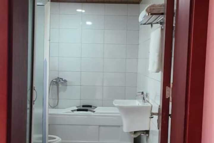 Room 137 of 150