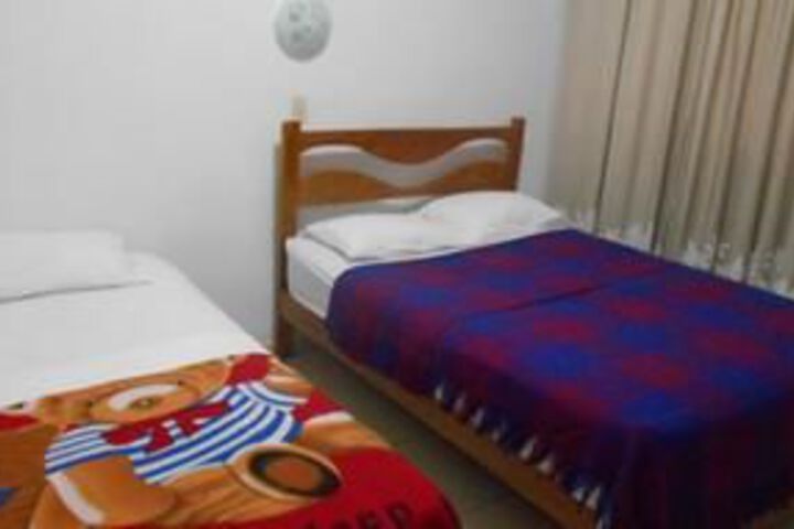 Room 10 of 24