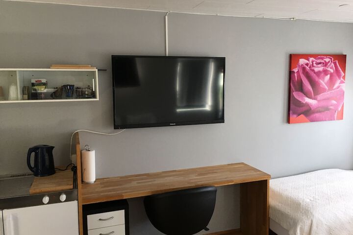 Room 7 of 126