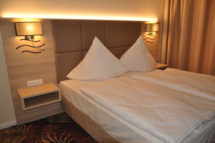 Room 4 of 26