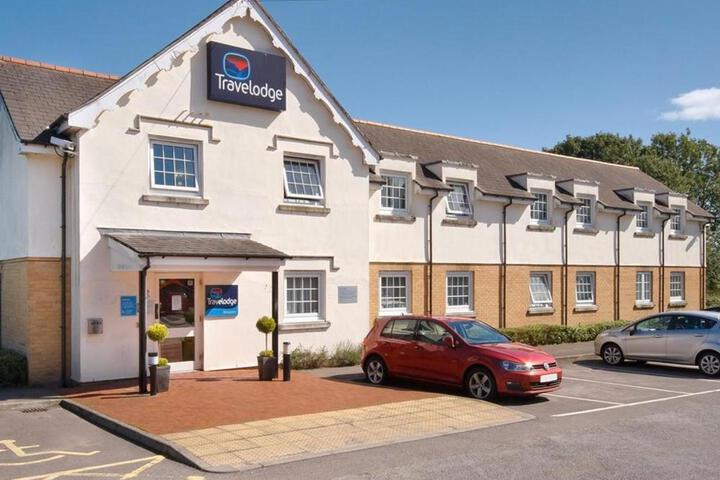 Travelodge Cardiff Airport