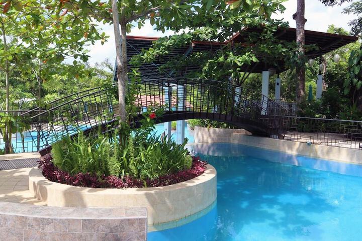 Pool 63 of 112