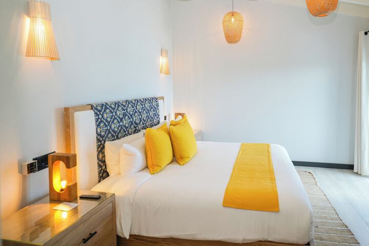 Room 55 of 239