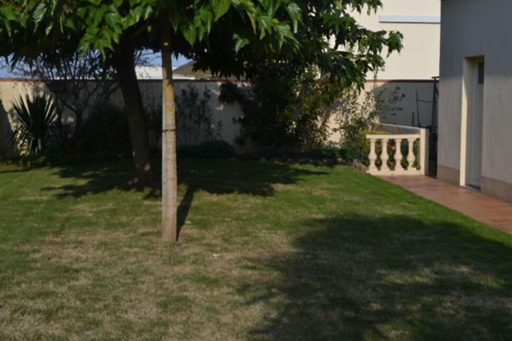 Hotel Exterior 6 of 7