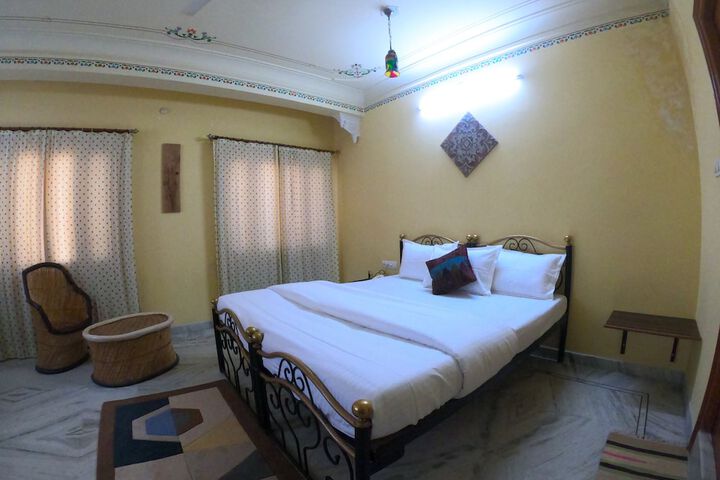 Room 14 of 56